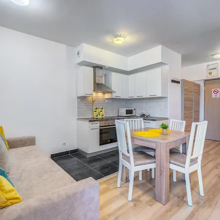 Elagant Nest Two Apartamento *