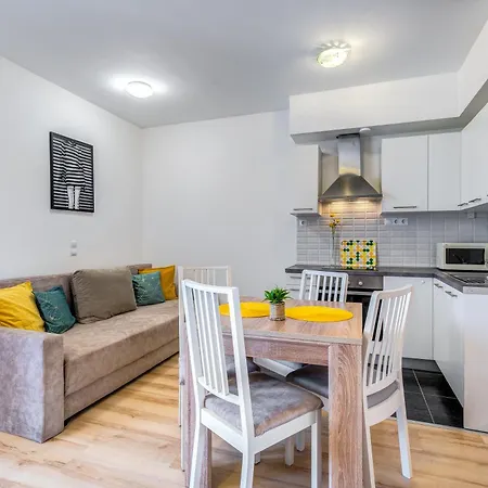Elagant Nest Two Appartement